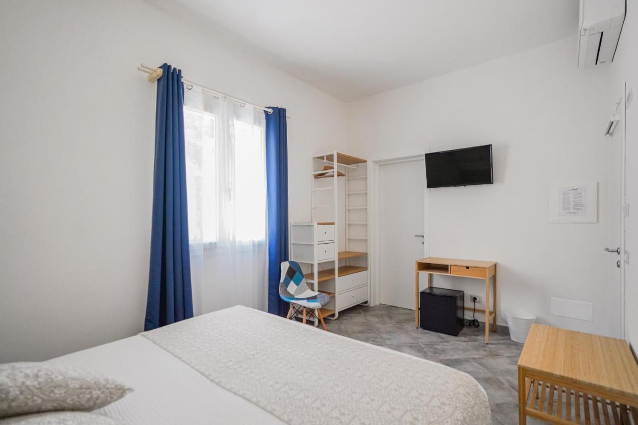 ラ・マッダレーナ Controvento Bed & Breakfast エクステリア 写真